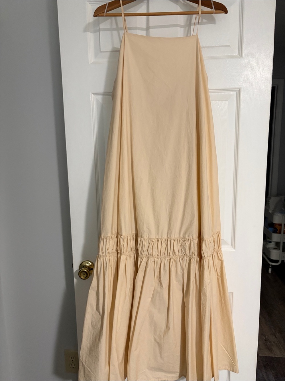 Banana Republic Light Beige Tiered Maxi Skirt